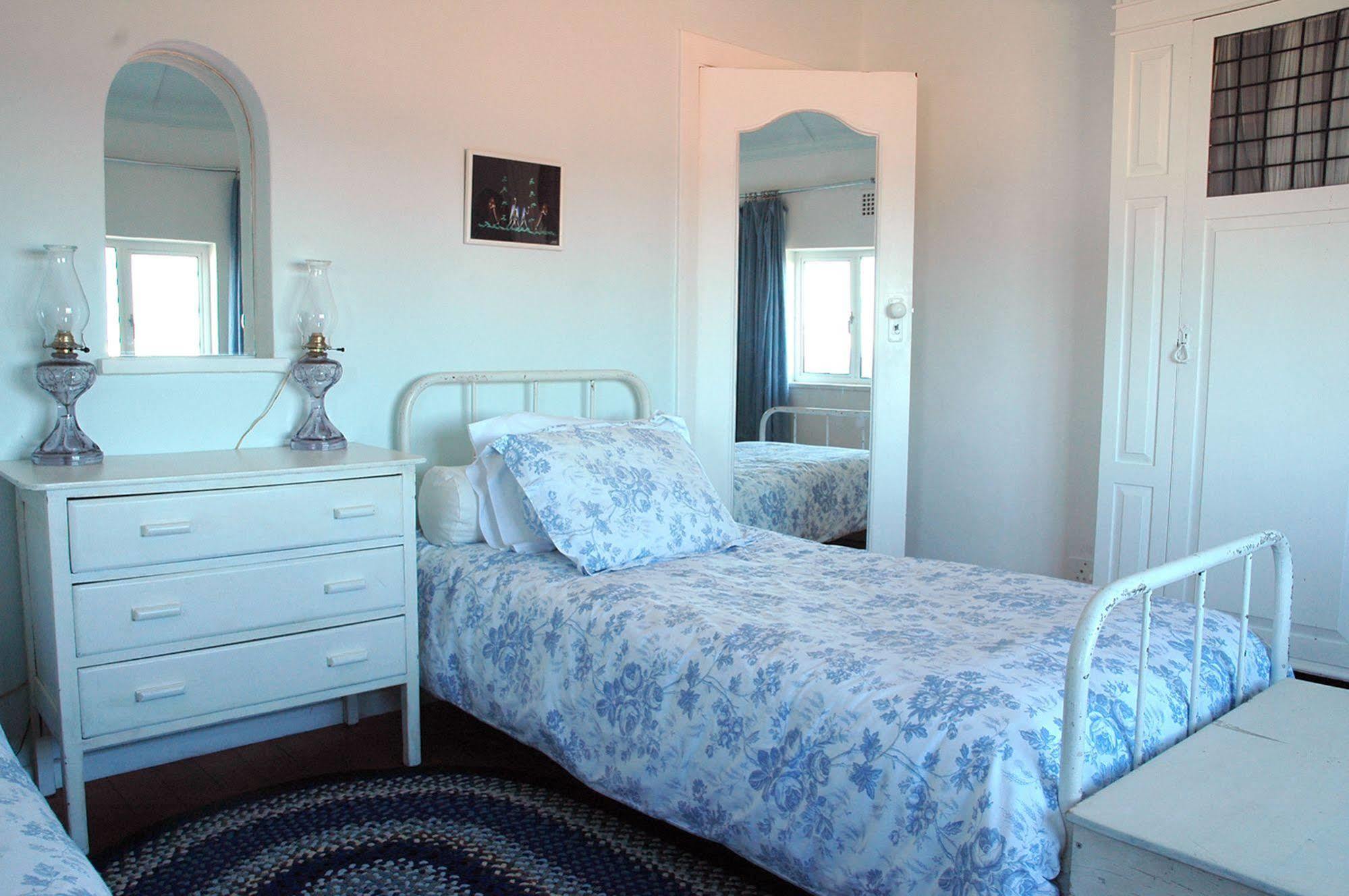 Blue On Blue Bed And Breakfast St James Exterior foto
