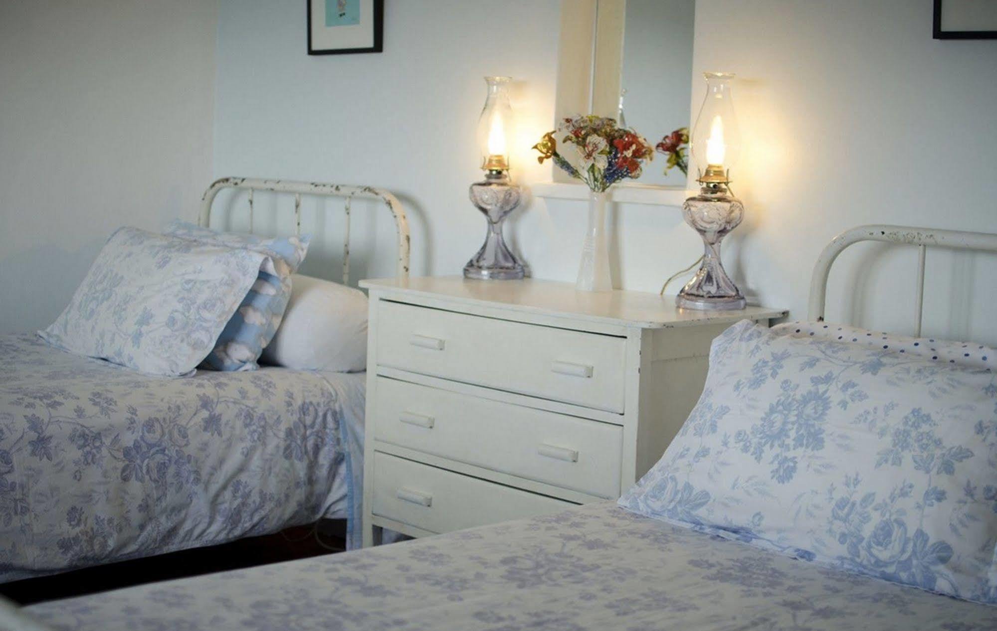 Blue On Blue Bed And Breakfast St James Exterior foto